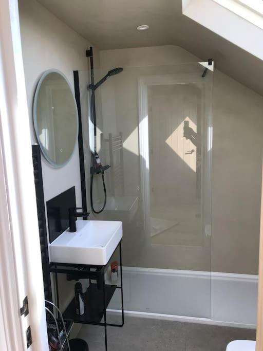 Elegant 3Bed Crouchend In Style With Roof Terrace Lejlighed London Eksteriør billede